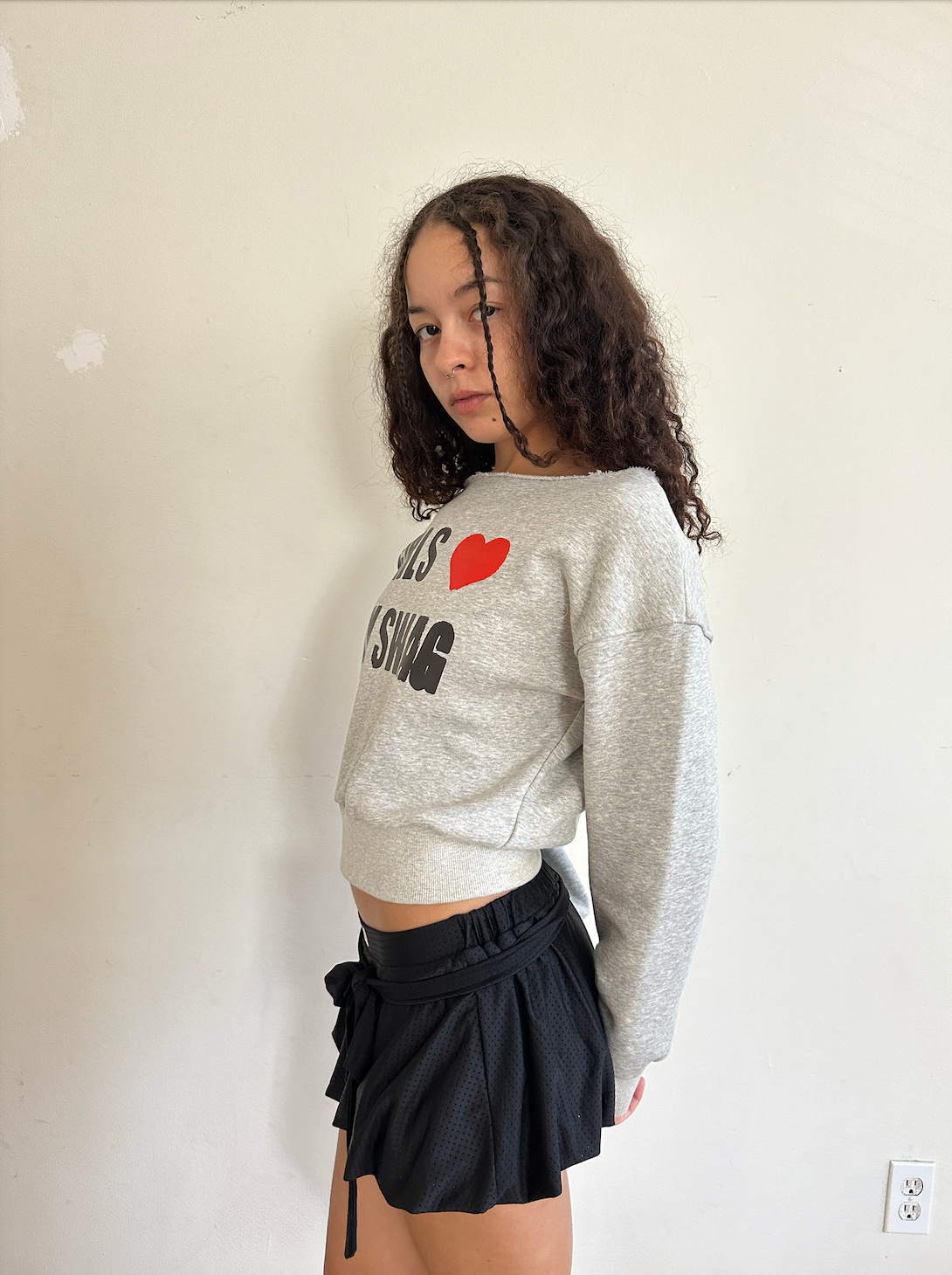 GIRLS <3 MY SWAG SWEATSHIRT