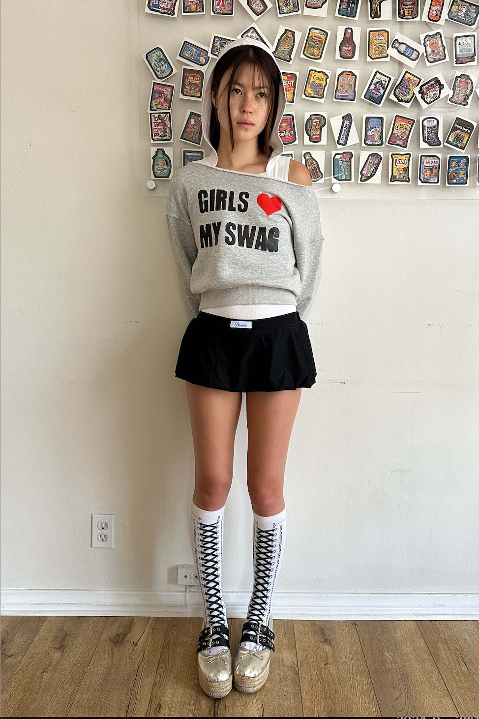GIRLS <3 MY SWAG SWEATSHIRT