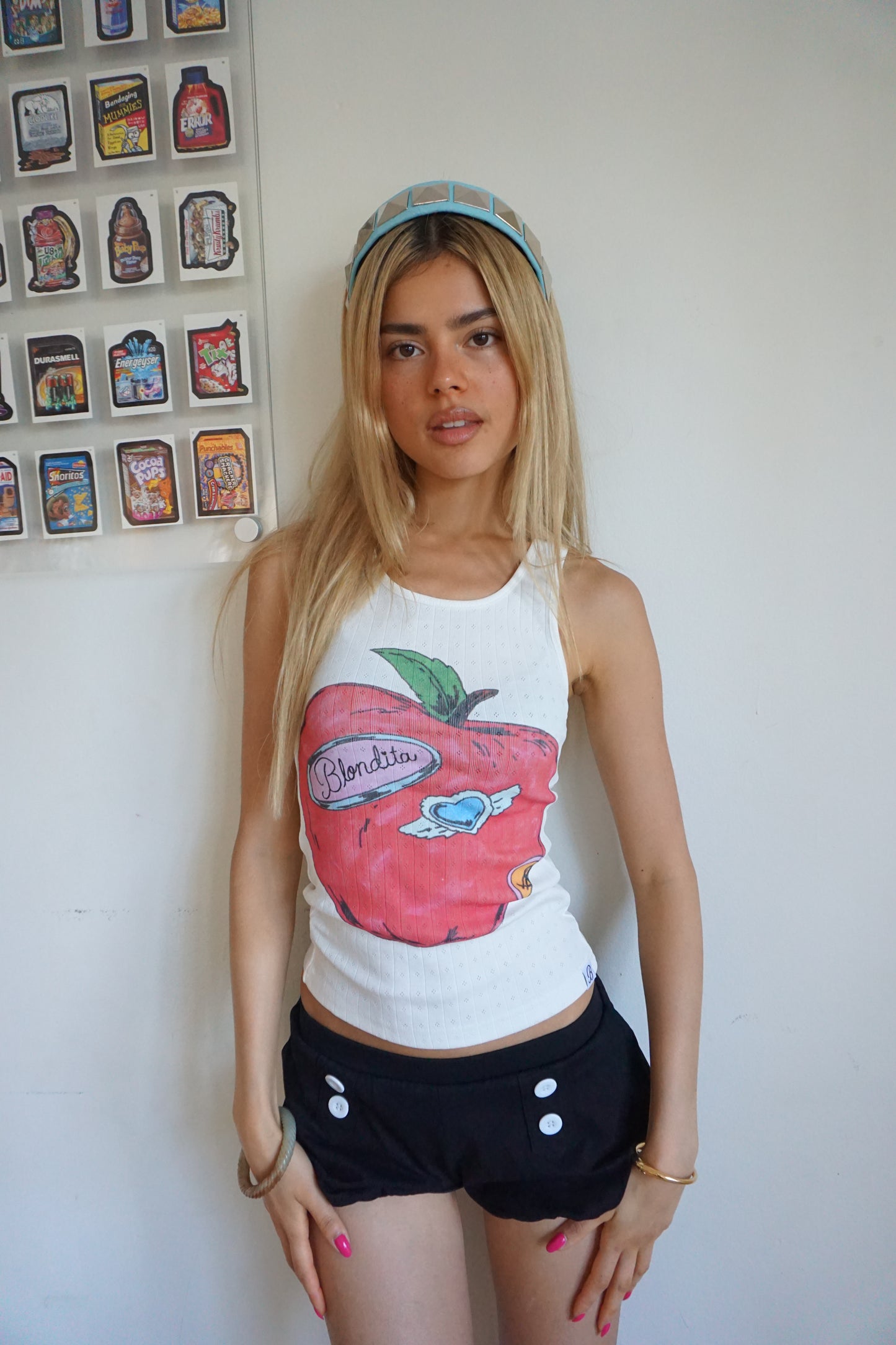 Apple Tank