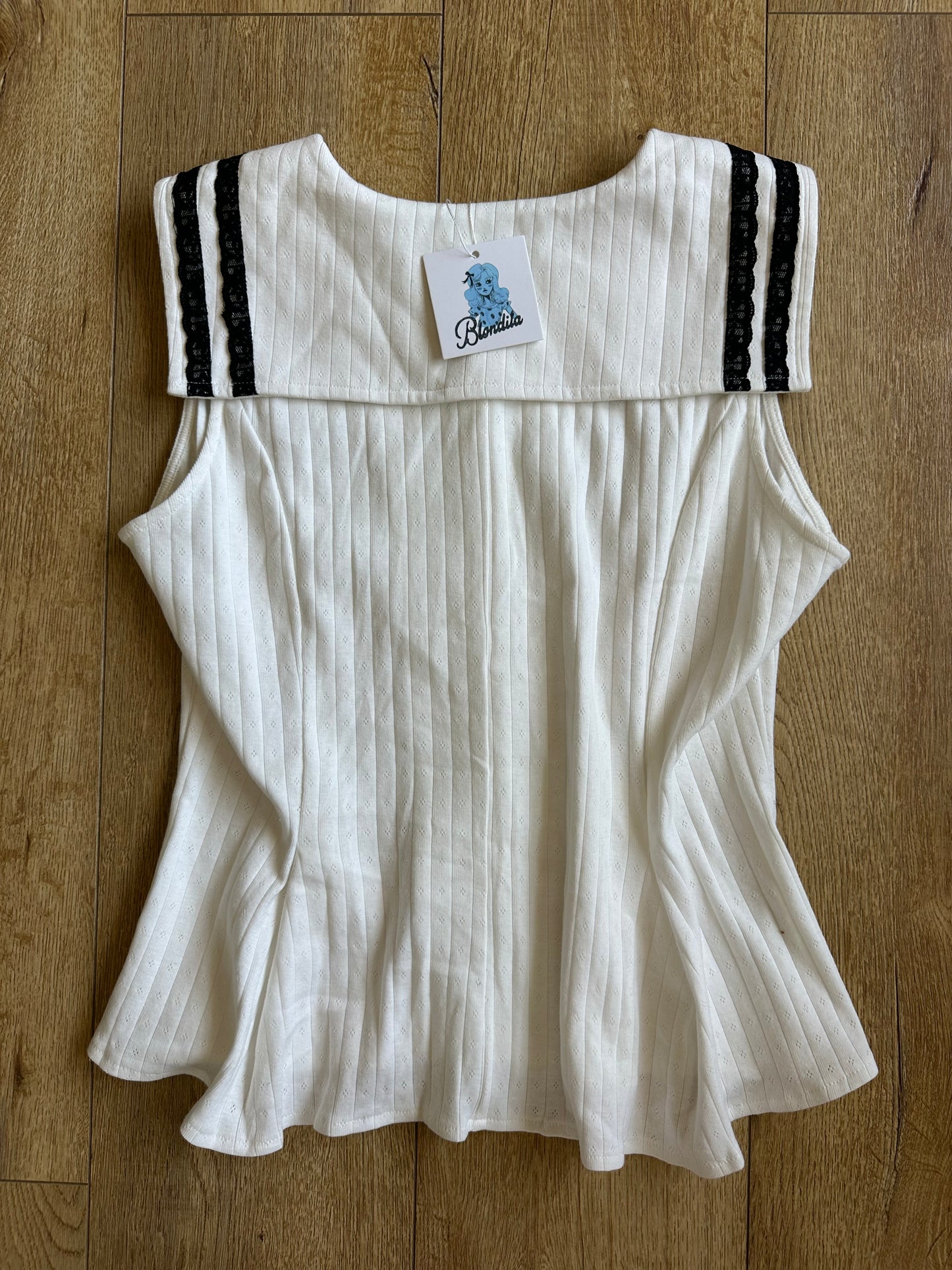 Sunday Sailor Top 1/1