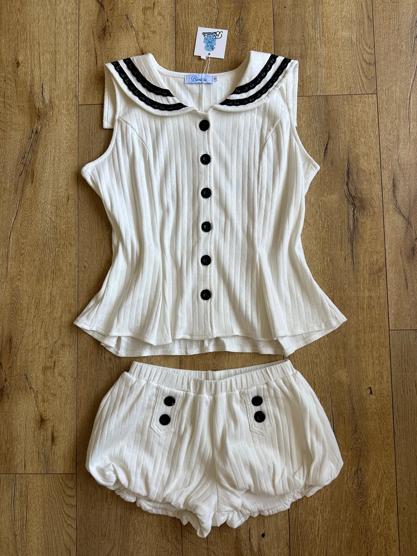 Sunday Sailor Top 1/1