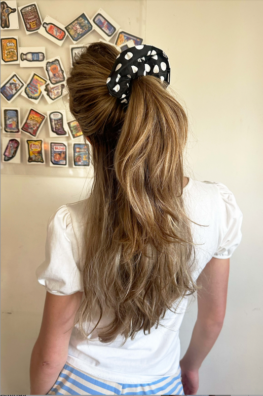 Gwen Scrunchie