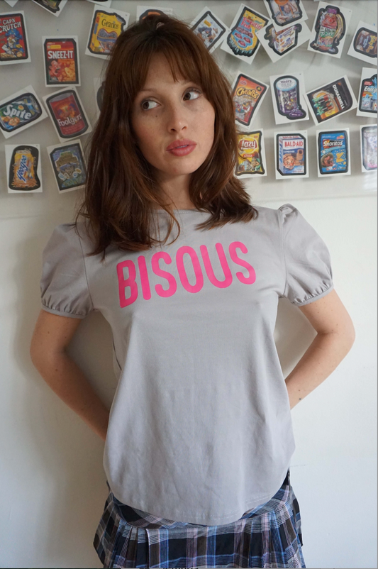 Bisous Tee